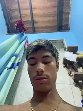 Adan21_cm Chat XXX in diretta