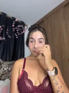 Živý XXX chat ScarletDarkMuse