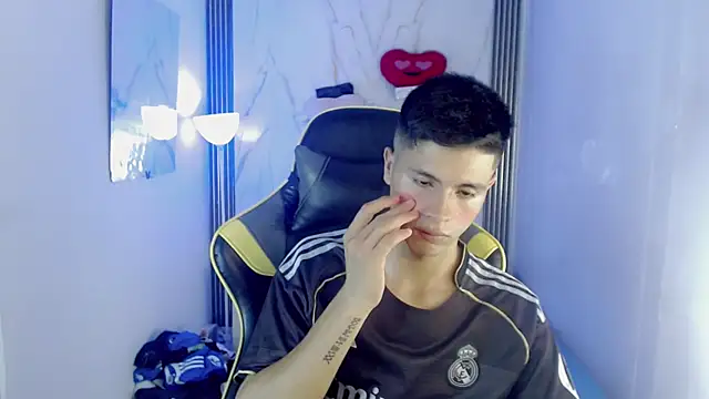 Chatroom XXX en direct de Ascii_one