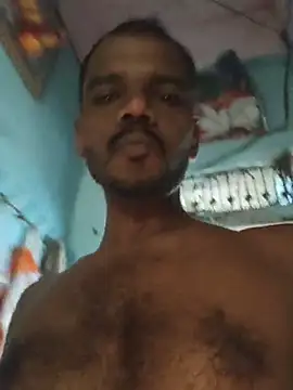 Daddyishere_19 XXX чат на живо