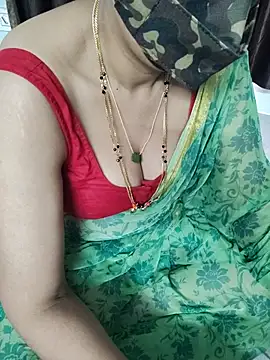 צ'אט XXX בשידור חי של sunitha-3