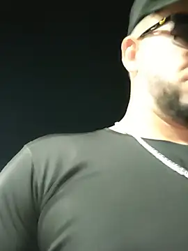 Chat +18 de PIGHIGHDIRTY_p0 ao vivo