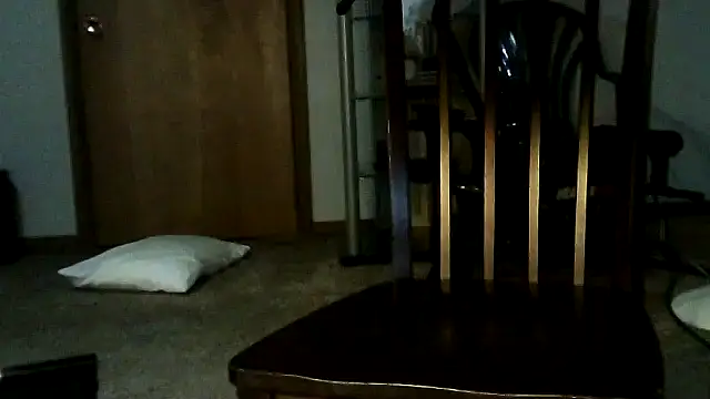 WyattL96's Live XXX Chat