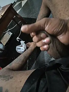 Boozle666 Live XXX Chat