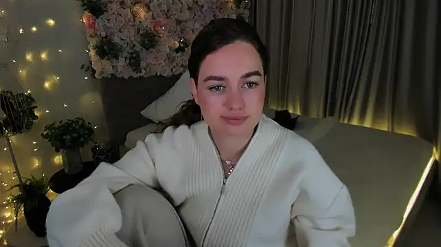 MiracleCurly's Live XXX Chat