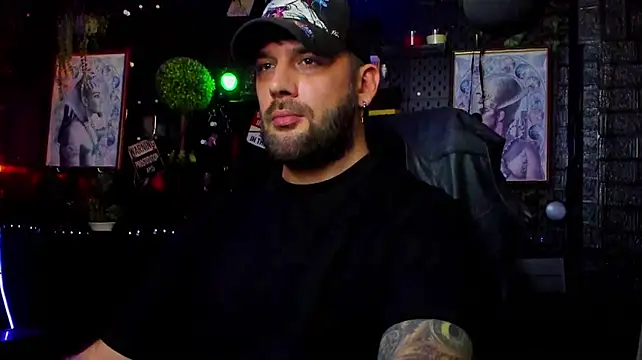 XXX chat uživo modela LexHardy