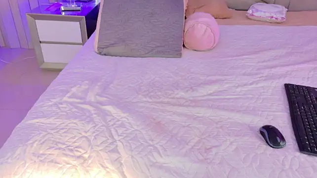 RoseMariee_'s Live XXX Chat