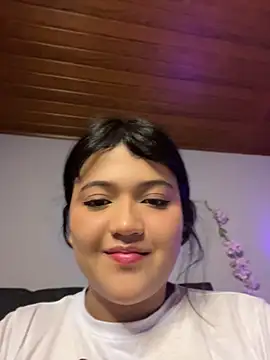 Chat +18 de alisson_carolina73 ao vivo