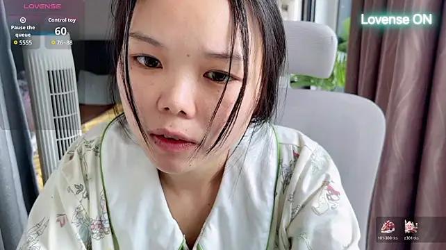 צ'אט XXX בשידור חי של xiaosu22