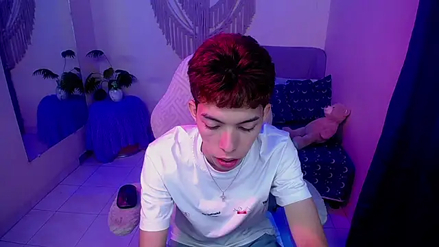 XXX chat uživo modela nico_nikc