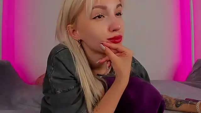 Chat XXX Live LisaFoxyMe