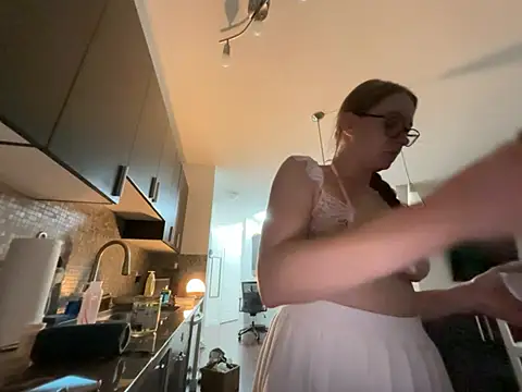 yoursunflower's Live XXX Chat