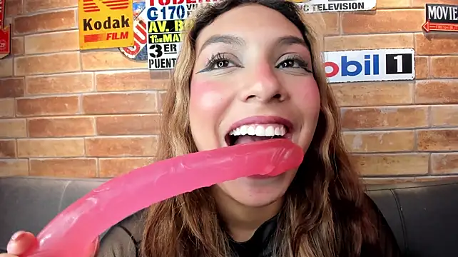 foxy_antonela XXX чат на живо
