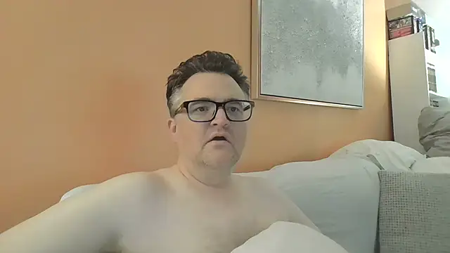 הופעת וובקאם של traviscraymer333