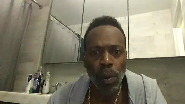 Chatroom XXX en direct de theblacklordmaster