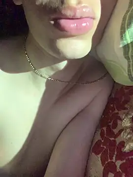 MiroKari2 라이브 XXX 채팅