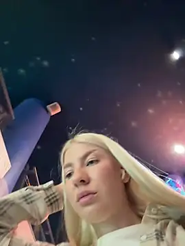 צ'אט XXX בשידור חי של NewLale