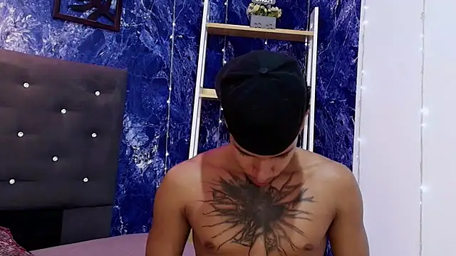 kai_storm77 élő XXX-chatje