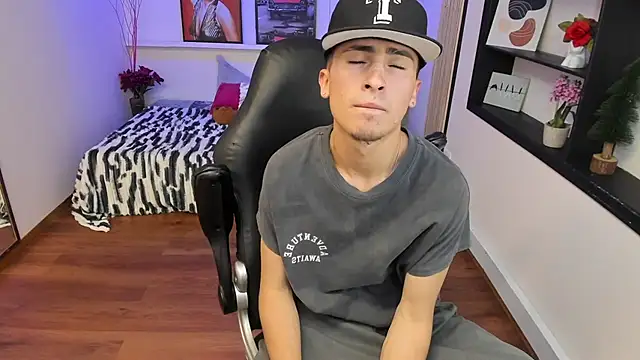 Benji23_ Chat XXX live