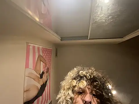 Creolegirl19 现场XXX聊天