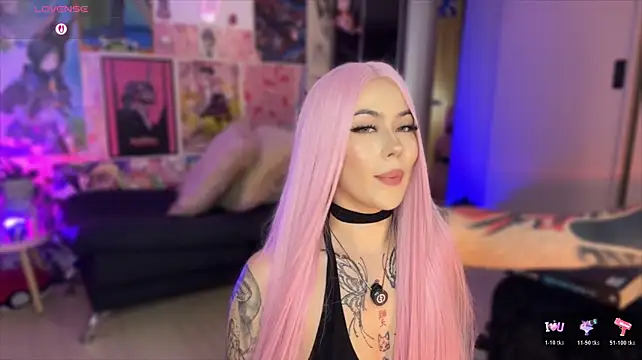 Chat XXX en directo de Adharaa1_