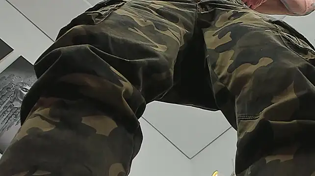 Angelo_Varek 即時 XXX 聊天