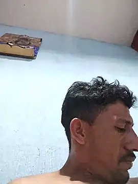 Tu_ChicoMalo live XXX chat