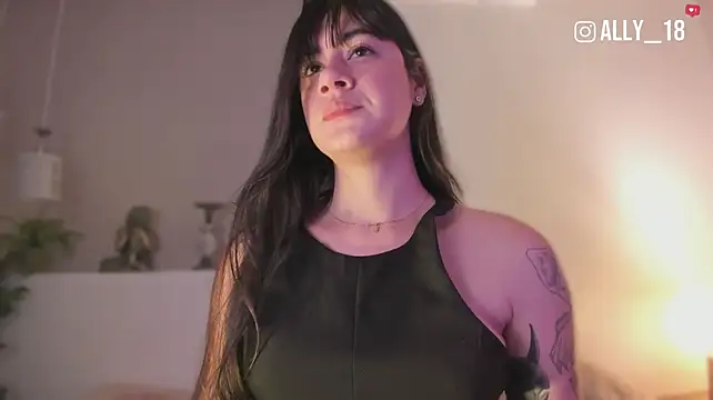 Chat XXX en directo de Ally_addams