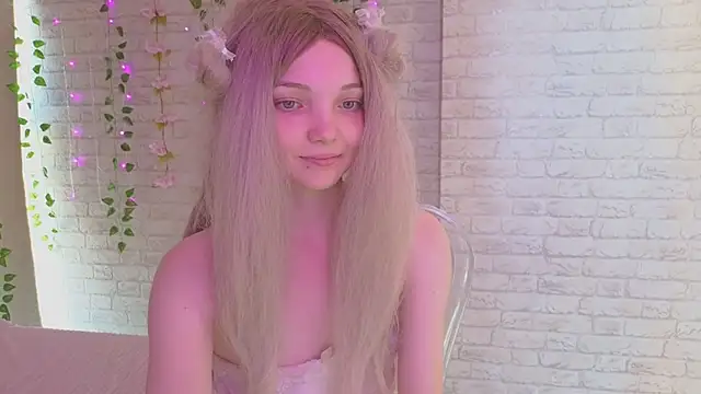 AnimeAlica18 Chat XXX in diretta