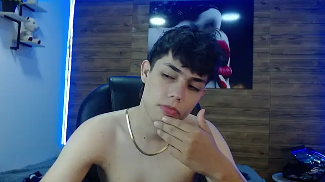 Chat +18 de ivan_cooper ao vivo