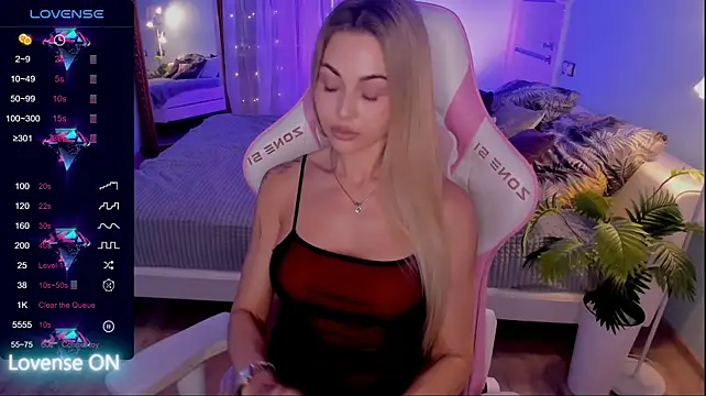 Chat +18 de AdeleRoberts ao vivo