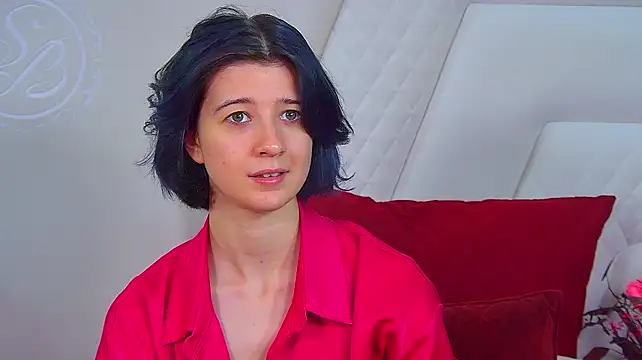 AnneAvelin Chat XXX in diretta
