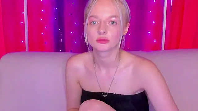 AlessaKiss' Live XXX Chat