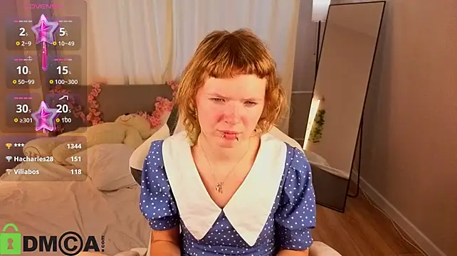 VioletDesiree Adlı Modelin Canlı XXX Sohbeti