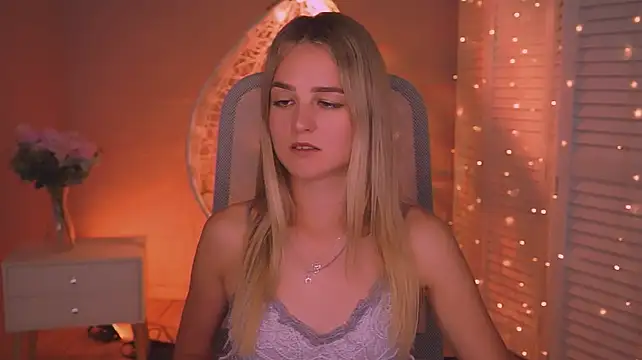 DeboraLarson XXX чат на живо