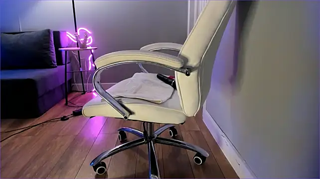 Chat XXX en directo de akura011