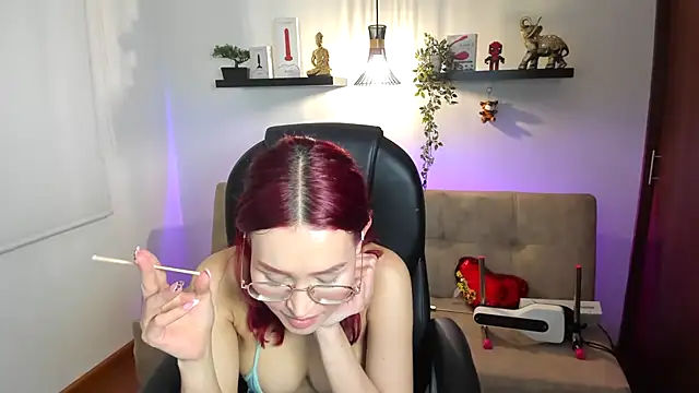 Živý XXX chat Naomy_Stanley_