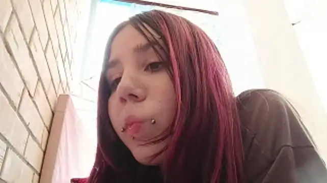 IronicBucklen Live XXX chat