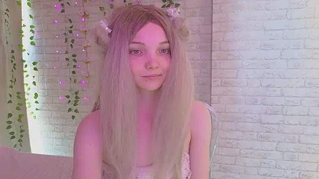AnimeAlica18 Adlı Modelin Canlı XXX Sohbeti