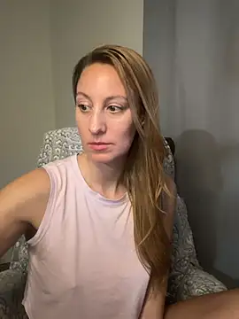 AnnenayLaurent's Live XXX Chat
