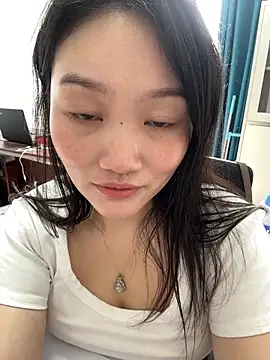 pangtouyubb's Live XXX Chat
