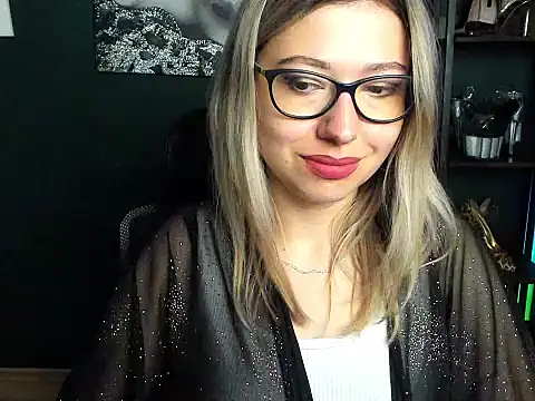 loveHeidi's Live XXX Chat