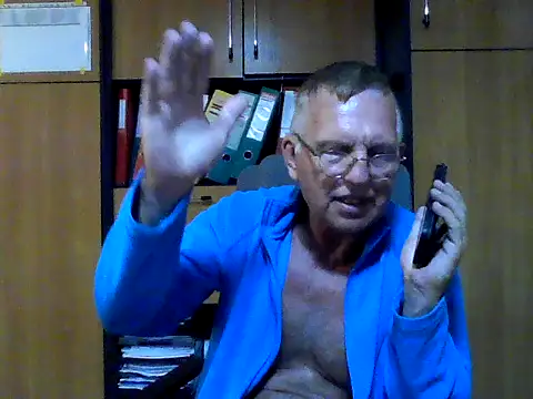 Robotnikm's Live XXX Chat