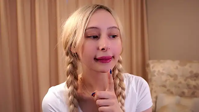 AnnabelleDreams: онлайн-секс-чат