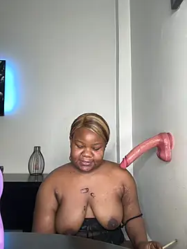 ThickyMel's Live XXX Chat