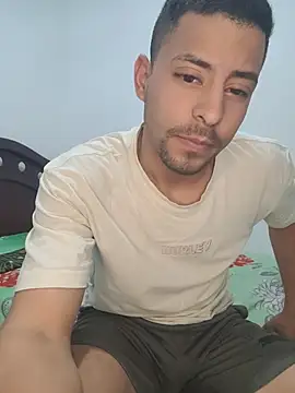 Cris_LaCobra_'s Live XXX Chat