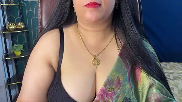 FlatVincy4's Live XXX Chat