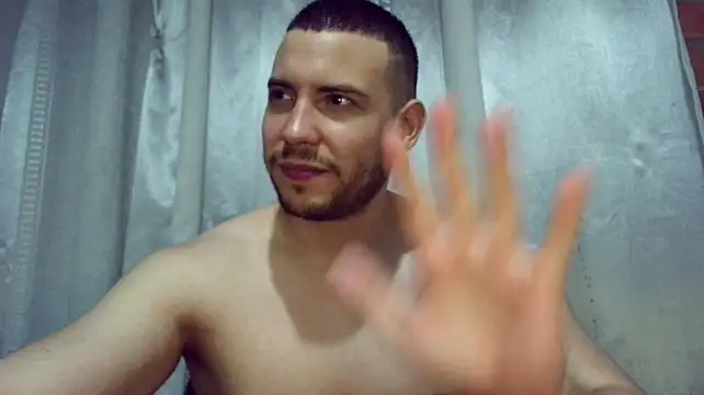 Živý XXX chat Armando_2002