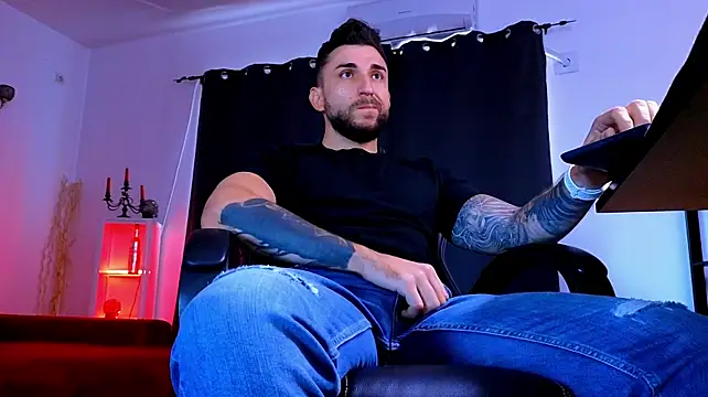 Živý XXX chat MightyAaron66
