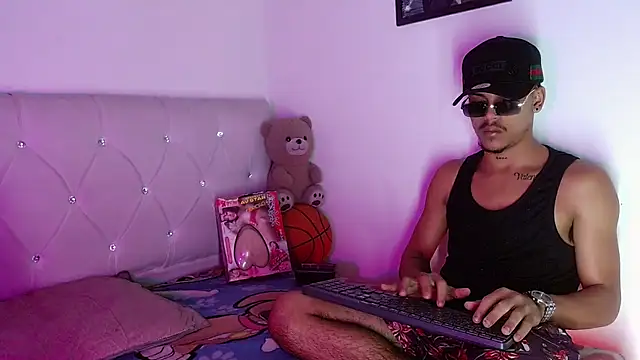 Angel_foxc13's Live XXX Chat
